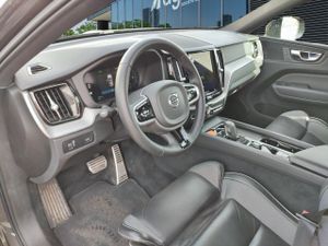 Volvo Xc60 2.0 B4 D Awd R-design Auto - Foto 8