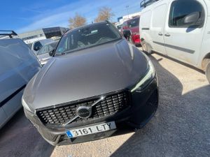 Volvo Xc60 2.0 B4 D Awd R-design Auto - Foto 3