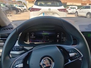 Skoda Kamiq 1.0 Tsi 70kw (95cv) Emotion - Foto 8