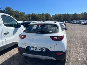 Kia Stonic 1.0 T-gdi 74kw (100cv) Mhev Imt Concept - Foto 6