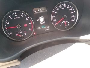 Kia Stonic 1.0 T-gdi 88kw (120cv) Mhev Imt Drive - Foto 9