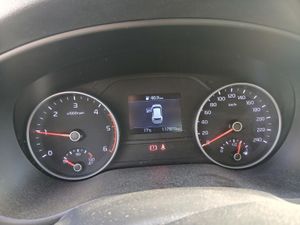 Kia Sportage 1.6 Mhev Business 100kw (136cv) 4x4 - Foto 8