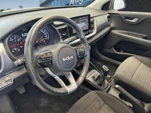 Kia Stonic 1.0 T-gdi 88kw (120cv) Mhev Imt Drive - Foto 8