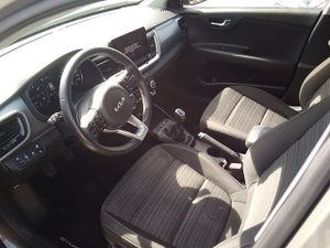 Kia Stonic 1.0 T-gdi 88kw (120cv) Mhev Imt Drive - Foto 8