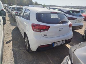 Kia Rio 1.0 T-gdi 74kw (100cv) Mhev Imt Concept - Foto 7