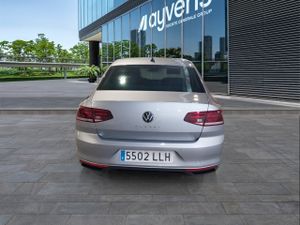 Volkswagen Passat Executive 2.0 Tdi 90kw (122cv) Dsg - Foto 6