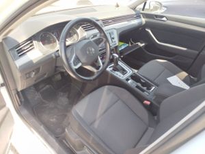 Volkswagen Passat Business 2.0 Tdi 90kw (122cv) Dsg - Foto 8
