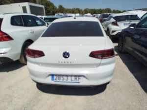 Volkswagen Passat Business 2.0 Tdi 90kw (122cv) Dsg - Foto 6