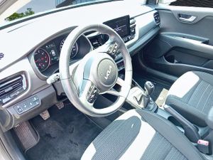 Kia Stonic 1.0 T-gdi 88kw (120cv) Mhev Imt Drive - Foto 8