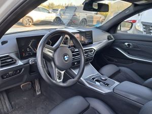 Bmw Series 3 318d Auto.touring - Foto 8