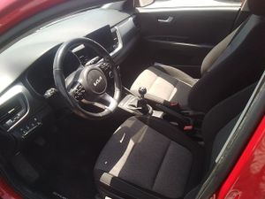 Kia Stonic 1.2 Dpi 62kw (84cv) Concept - Foto 8