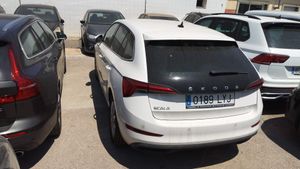 Skoda Scala 1.0 Tsi 70 Kw (95 Cv) Emotion - Foto 3