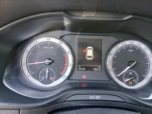 Skoda Karoq 1.0 Tsi 81kw (110cv) Ambition - Foto 8
