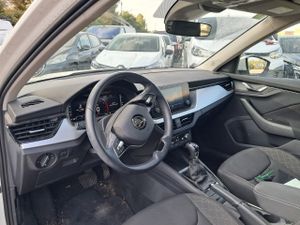 Skoda Kamiq 1.0 Tsi 81kw (110cv) Dsg Ambition - Foto 8