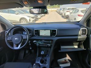 Kia Sportage 1.6 Mhev Black Edition 100kw (136cv) 4x2 - Foto 9