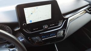 Toyota C-hr 1.8 125h Advance - Foto 9