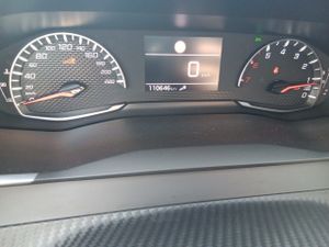 Peugeot 2008 Allure Bluehdi 81kw (110cv) - Foto 9