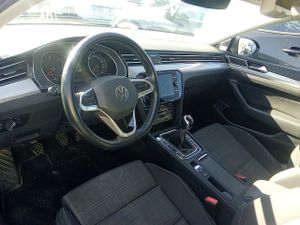 Volkswagen Passat Executive 2.0 Tdi 110kw (150cv) - Foto 8