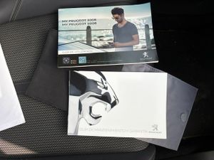 Peugeot 3008 1.5 Bluehdi 96kw S&s Gt Eat8 - Foto 9