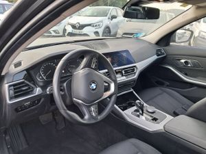 Bmw Series 3 318d Auto. - Foto 8