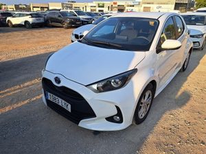 Toyota Yaris 1.5 120h Business Plus - Foto 2