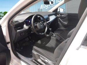 Skoda Kamiq 1.0 Tsi 81kw (110cv) Dsg Ambition - Foto 8
