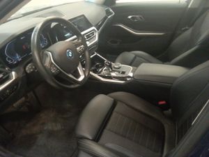 Bmw Series 3 330e - Foto 8