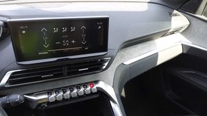 Peugeot 3008 1.5 Bluehdi 96kw S&s Gt Eat8 - Foto 9