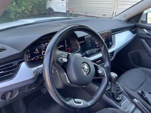 Skoda Kamiq 1.0 Tsi 81kw (110cv) Dsg Ambition - Foto 8