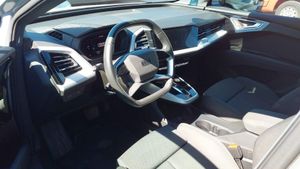 Audi Q4 Black Line Edition 40 E-tron 150kw 82kwh - Foto 6