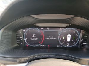 Skoda Karoq 2.0 Tdi 85kw (115cv) Ambition - Foto 8