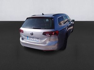 Volkswagen Passat Variant Executive 2.0 Tdi 110kw (150cv) - Foto 5