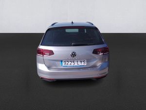 Volkswagen Passat Variant Executive 2.0 Tdi 110kw (150cv) - Foto 6