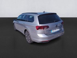 Volkswagen Passat Variant Executive 2.0 Tdi 110kw (150cv) - Foto 7