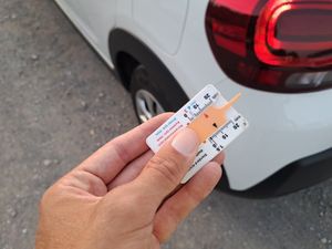 Citroen C3 Bluehdi 75kw (100cv) S&s Live Pack - Foto 9