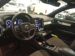 Volvo Xc40 1.5 T2 Momentum Pro Auto - Foto 8