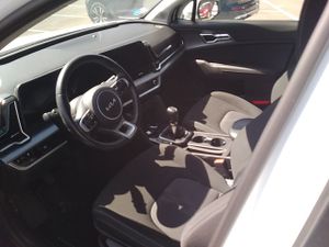 Kia Sportage 1.6 Crdi Mhev 100kw (136cv) Business 4x4 - Foto 8