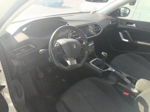 Peugeot 308 5p Active Pack Bluehdi 130 S&s - Foto 8
