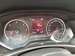 Volkswagen T-roc Edition 2.0 Tdi 85kw (115cv) - Foto 9