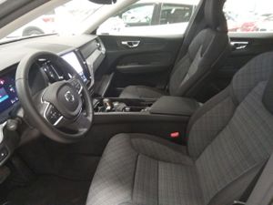 Volvo Xc60 2.0 T6 Awd Recharge Core Auto - Foto 8
