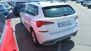 Skoda Kamiq 1.0 Tsi 81kw (110cv) Dsg Ambition - Foto 7