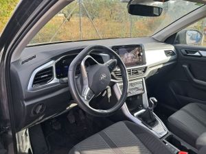 Volkswagen T-roc Life 2.0 Tdi 85kw (115cv) - Foto 8