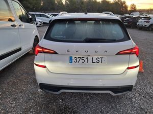 Skoda Kamiq 1.0 Tsi 81kw (110cv) Dsg Ambition - Foto 6