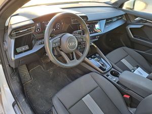Audi A3 Sportback Advanced 35 Tfsi 110kw S Tron - Foto 8