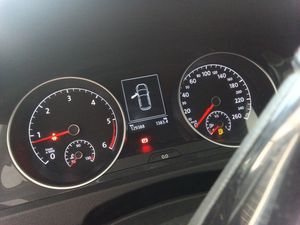 Volkswagen Golf Last Edition 1.6 Tdi 85kw (115cv) - Foto 9