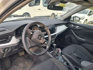 Skoda Kamiq 1.0 Tsi 81kw (110cv) Dsg Ambition - Foto 8