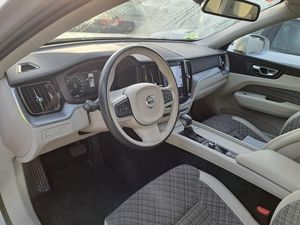 Volvo Xc60 2.0 D4 Awd Momentum Auto - Foto 8
