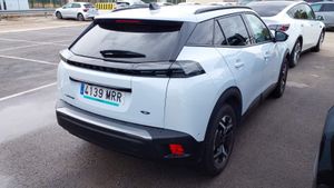 Peugeot 2008 Eléctrico Allure 136 (100kw) - Foto 4