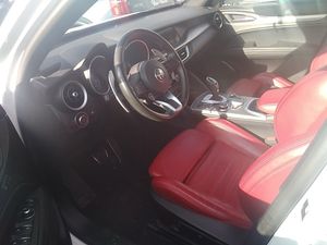 Alfa Romeo Stelvio 2.2 Diésel 154kw (210cv) Veloce Q4 - Foto 8