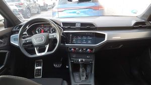 Audi Q3 Sportback 35 Tfsi 110kw(150cv) S Tronic Black Line - Foto 9